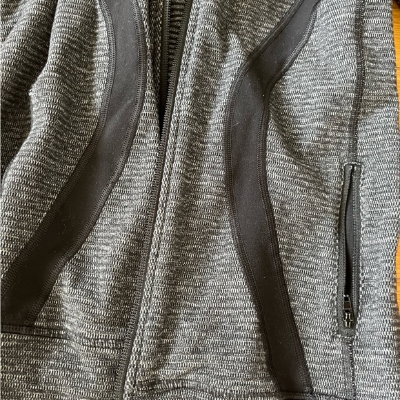 Lululemon Jacket - Picture 2 of 3